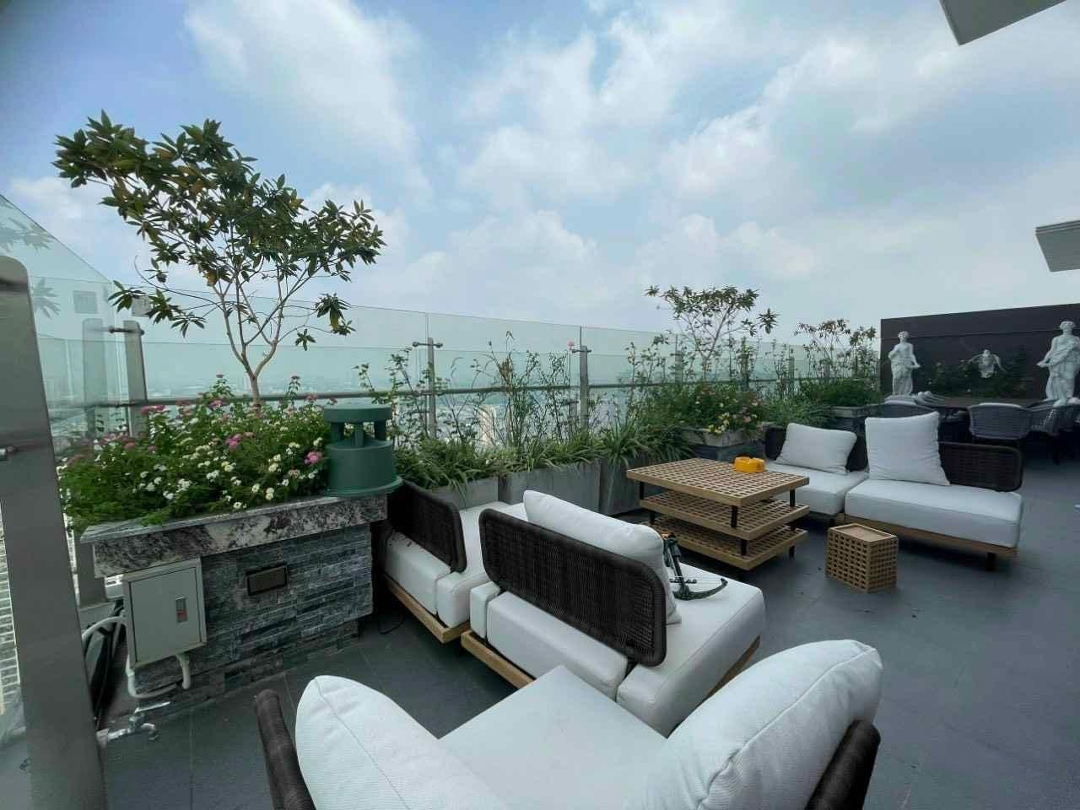 Bán Penthouse 3Tầng Góc, 450M2 Thang Máy Riêng, Đẳng Cấp Sống Giới Thượng Lưu, Full Nội Thất Fendi