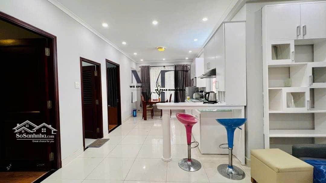 Căn Hộ 2 Phòng Ngủ, Ban Công Có Máy Giặt Riêng, Khu Vực Villa Sang Trọng, Có Hồ Bơi