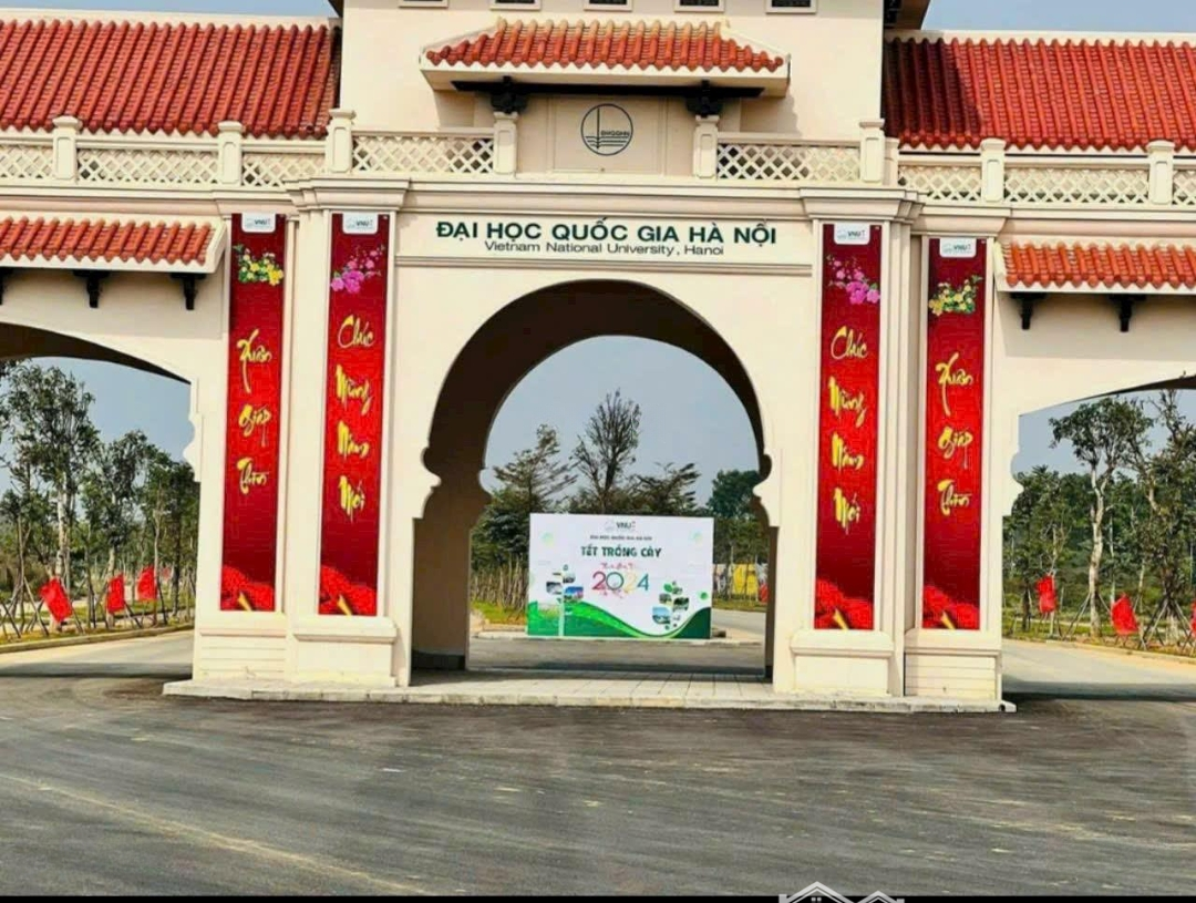 Bán 75M2 Giá Hơn 1Tỷ Đối Diện Cổng Trường Đại Học Quốc Gia , Sát Đại Lộ Thăng Long