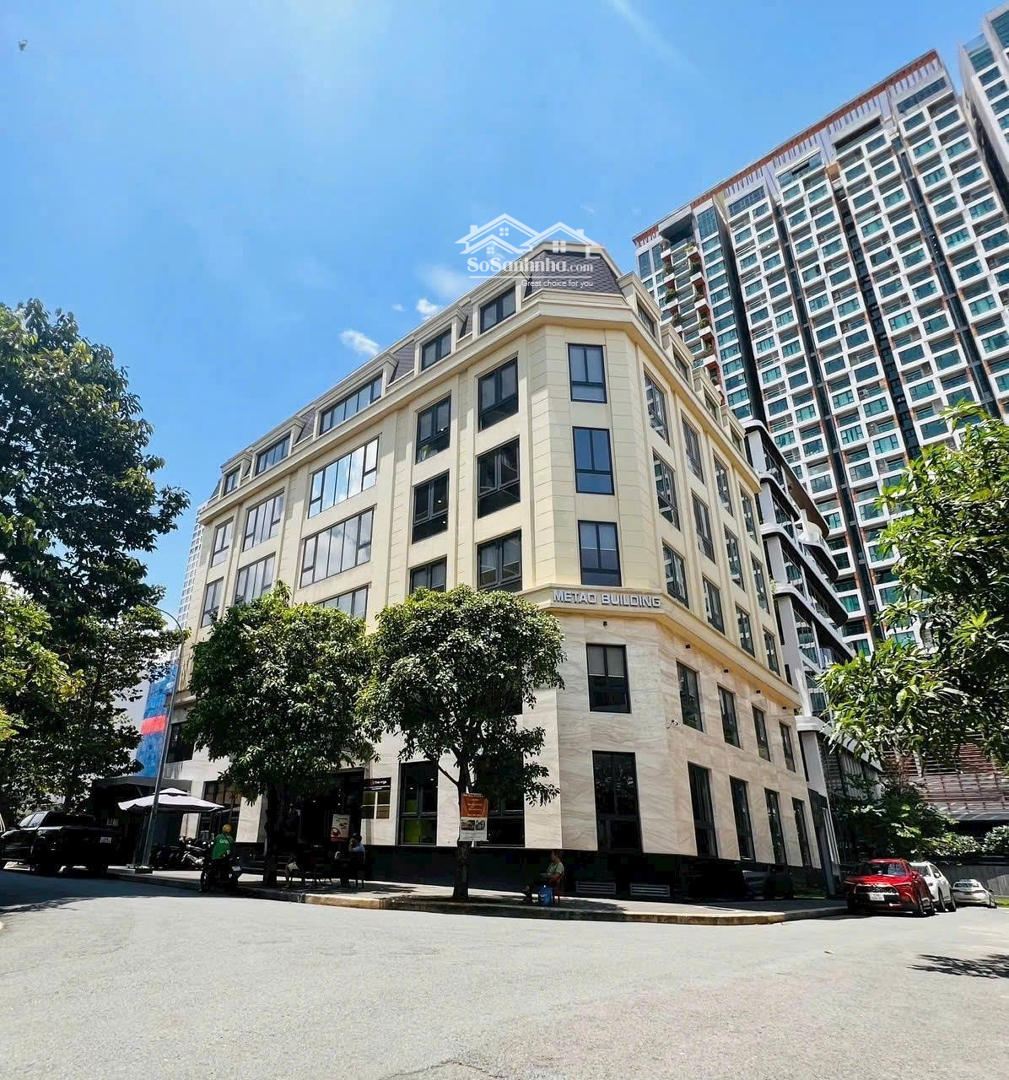 Tòa Building Vp + Chdv 4500M2 Sàn Mặt Tiền Hoàng Diệu, Q. Phú Nhuận - 20 X 40M - 2H14T - Gía 220 Tỷ