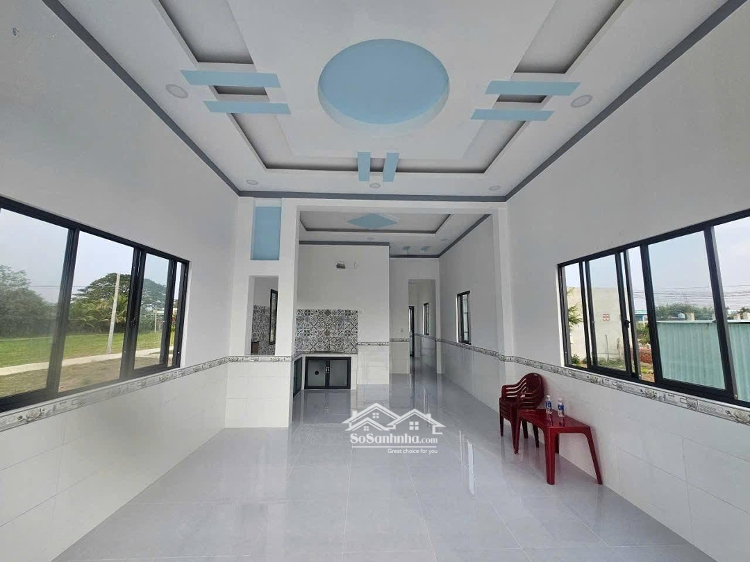 Bán Nhà Giá Rẻ, Mặt Tiền Đường Rộng 8 Mét