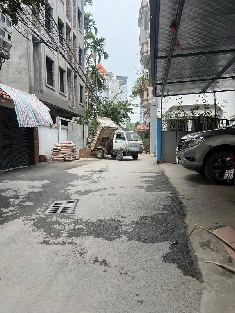 Bán Gấp 80Mmặt Tiền6,30M Xuân Phương, Phương Canh, Ngõ Thông, Ô Tô Qua Cửa, Giá: 140 Triệu/1M, Liên Hệ: 0968371359