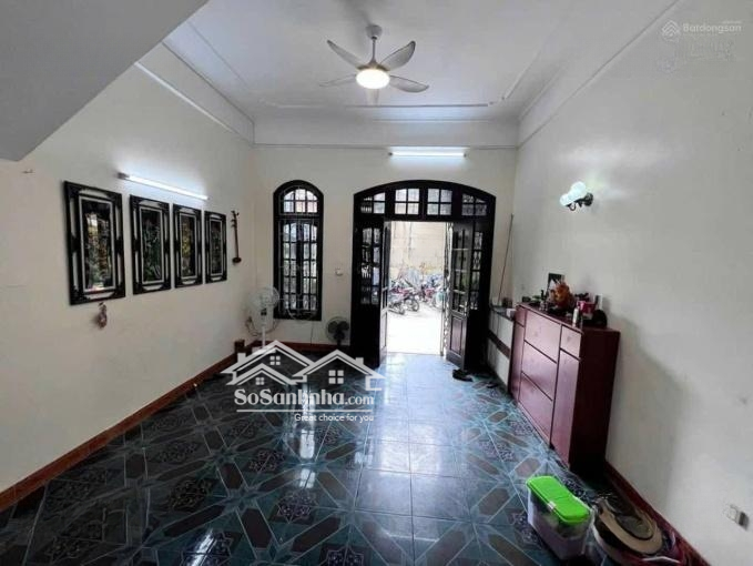 Rất Cần Tiền! Bán Nhà Dịch Vọng - Cầu Giấy, 42M*5T, Chào 6,8 Tỷ Thương Lượng