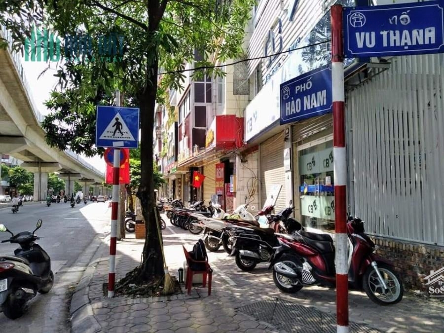 Cho Thuê Nhà Vũ Thạnh - Đống Đa. Diện Tích: 50M X 4 Tầng,Mặt Tiền4.2 Nở Hậu 6.2. Thông Sàn, Riêng Biệt