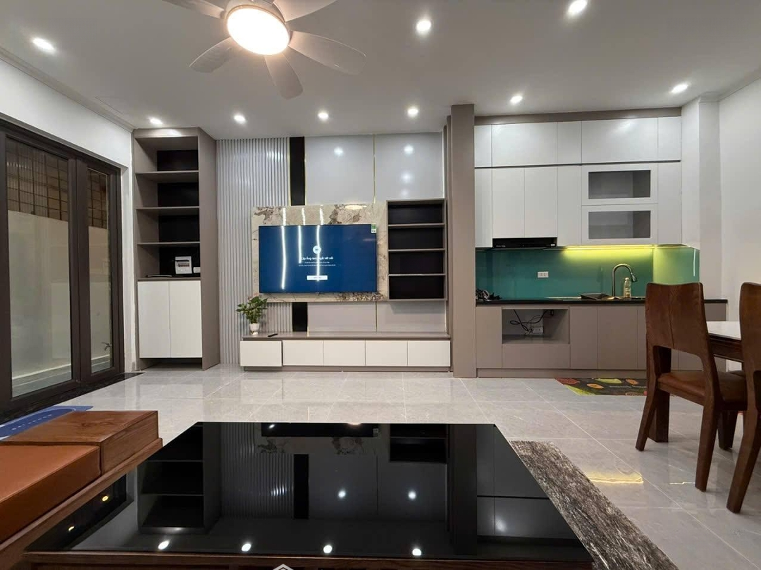 Chính Chủ Bán Nhà 6 Tầng Thang Máy Ngõ 29 Võng Thị 43M Chỉ 10 Tỷ Tây Hồ, Kd, Ngõ Thông