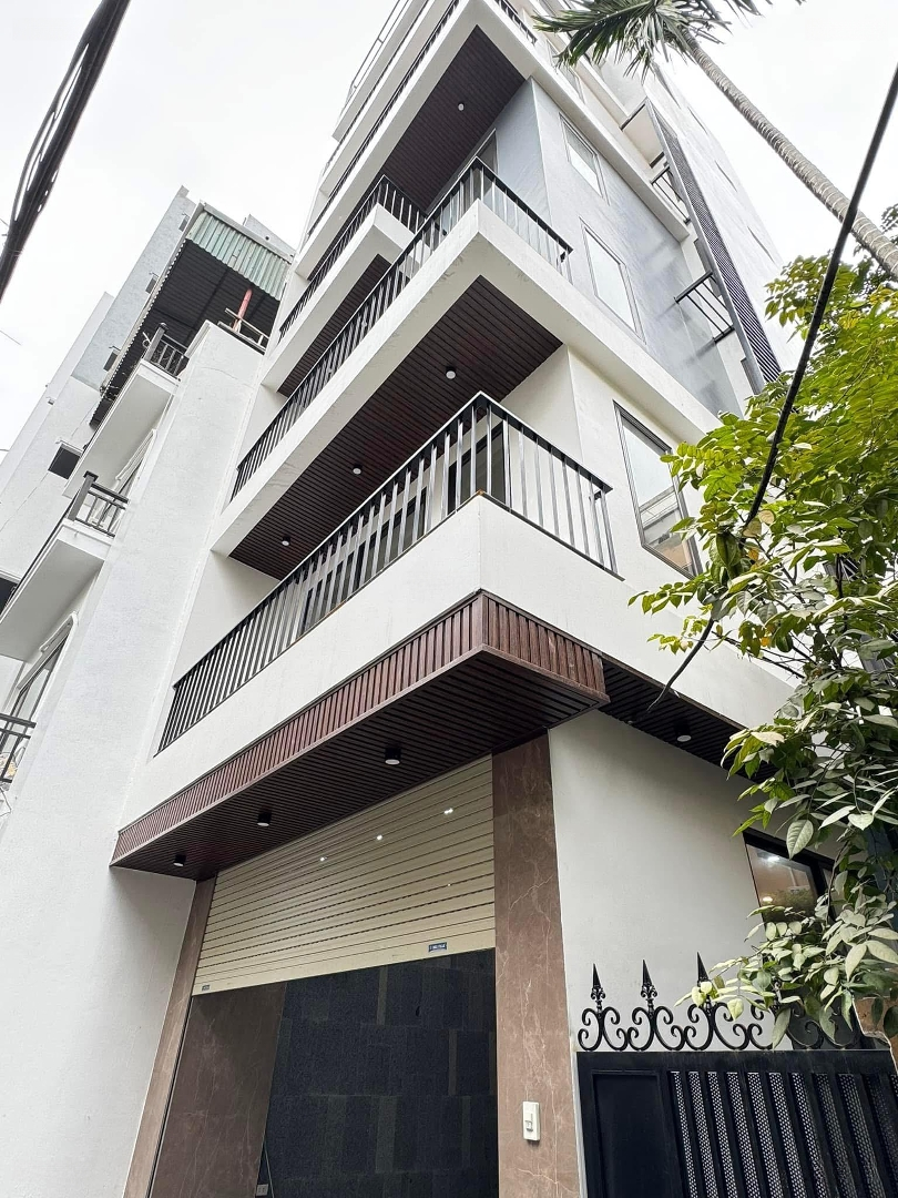 Thang Máy - Gara Ô Tô - View Hồ Tây - Mặt Tiền Rộng - Kinh Doanh - Căn Góc