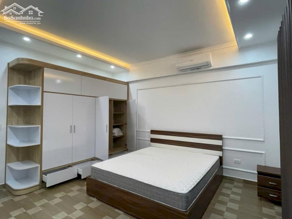 Bán gấp nhà riêng 100x4 tầng Ngô Gia Tự Văn Cao có gara. Tặng nội thất mới tinh. Giá rẻ