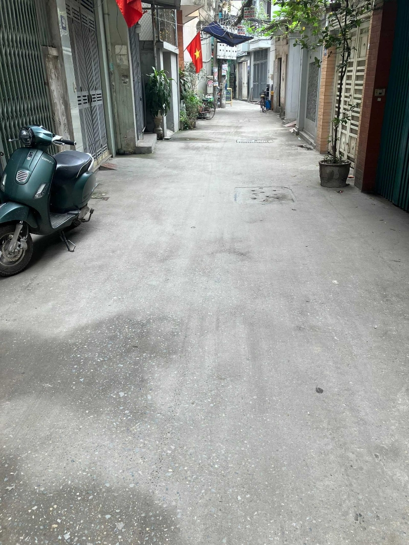 Cho Thuê Nhà Ngõ 315 Nguyễn Khang 35M2, Tầng 1, Ngõ Thông Kinh Doanh Sầm Uất, Giá 7 Triệu/Tháng