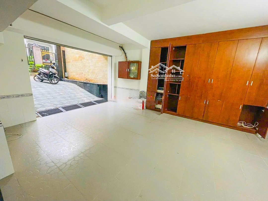 Mặt Tiền Nguyên Căn Trương Công Định, Phường 14, Quận Tân Bình