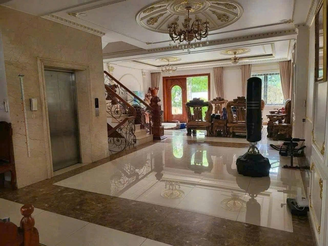 Cho Thuê Biệt Thự Cư Xá Tự Do Cách Mạng Tháng 8 Phường 7 Tân Bình