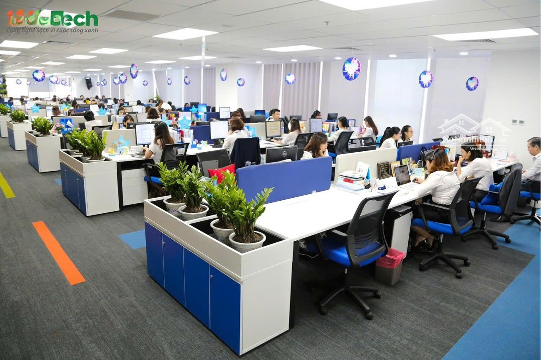 Phố Nguyên Hồng Hiếm Rất Hiếm Một Căn Duy Nhất 138M2 Xây 8T Nổi 1 Hầm Giá Chỉ 62.3 Tỷ