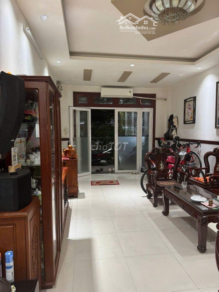 Bán Nhàhẽm Xe Hơicô Bắc P Cô Giang Quận 1.