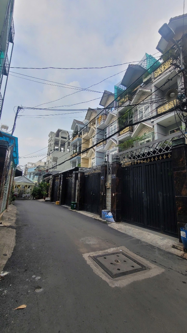 Bán Nhà Riêng Giá Rẻ Tại Đường 42, Bình Trưng Đông, Thủ Đức, 7 Tỷ, 167.5M2