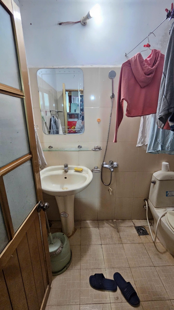 Cho Thuê Nhà Riêng Giá Bán 6 Triệu, 33 M2 Tại Cầu Giấy, Đầy Đủ Nội Thất