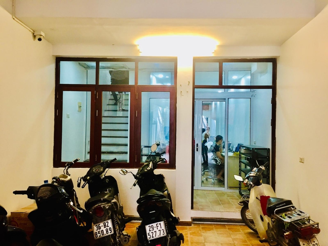 Cho Thuê Nhà Riêng 4 Tầng Ngõ Rộng Ngã Tư Xuân Thủy, Trần Thái Tông