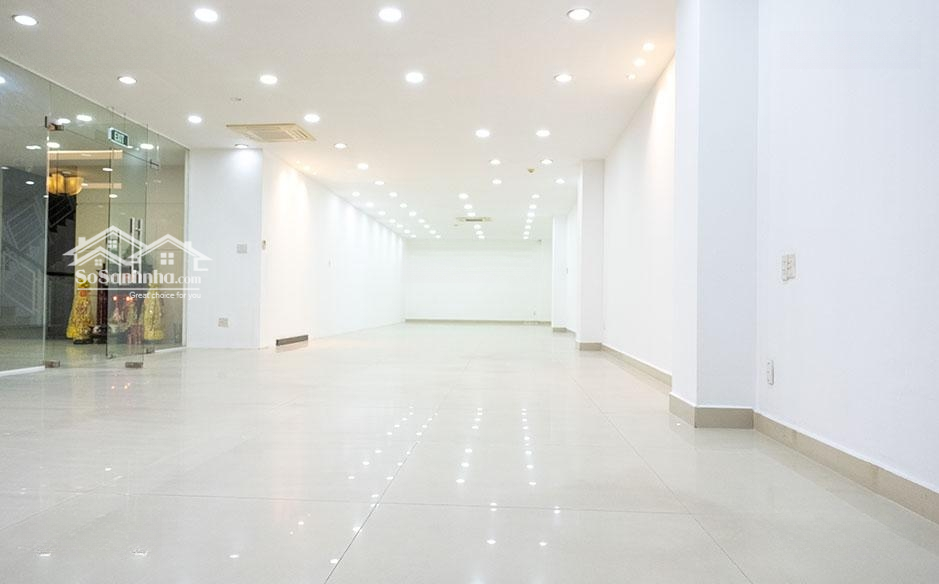 Văn Phòng Cho Thuê Ô 120M2, Tầng 1, 104 - 106 - 108 Núi Thành, Quận Hải Châu, Đà Nẵng