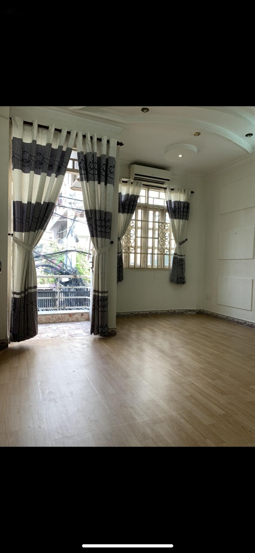 Cho Thuê Dài Hạn Nhà Nguyên Căn Mặt Tiền Khu Vực Đẹp Nhất Đường Trương Quốc Dung