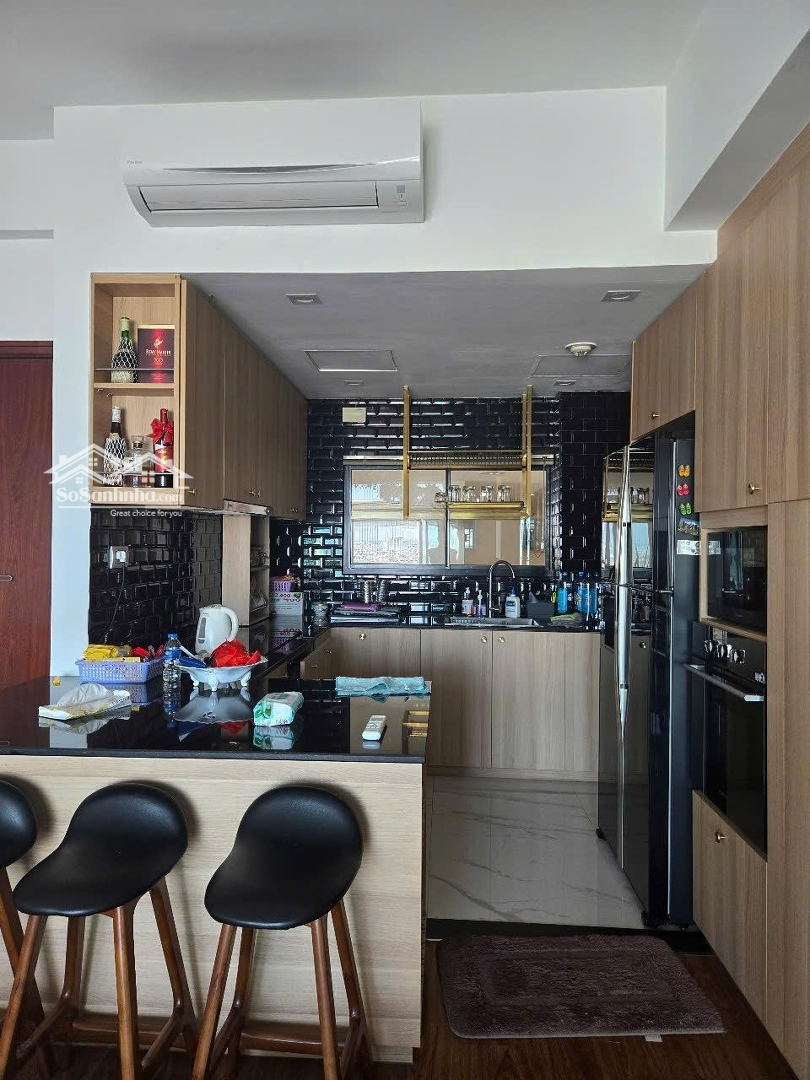 Cần Cho Thuê Căn Hộ Tản Đà, 3 Phòng Ngủ 18 Triệu