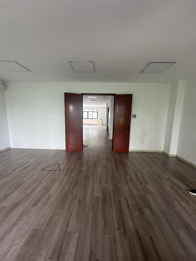 Cho Thuê Văn Phòng 120M2 Tại Dương Khuê - Cầu Giấy - Hà Nội. Giá Thuê 15 Triệu/Tháng. Liên Hệ: 0982247544