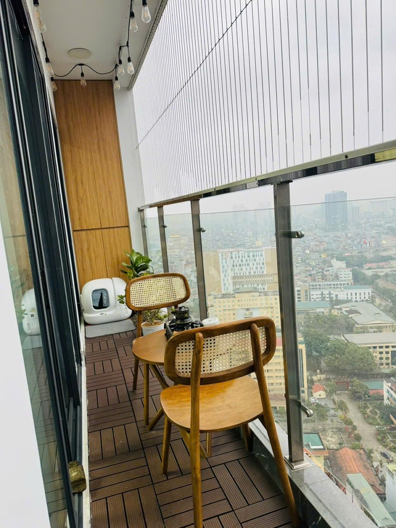 Bán Gấp Căn Hộ 79M2 Thiết Kế 2 Phòng Ngủ 2 Vệ Sinh Tầng Trung,Nhà Full Nội Thất Chung Cư Hoàng Thành Pearl