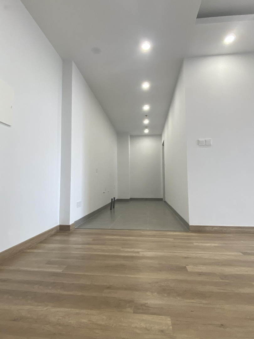 Giảm Sâu 500 Triệu Bán Căn 100M2 3 Ngủ Toà W2 Giá Còn 5.5 Tỷ Bao Phí 102% Rẻ Nhất Thị Trường