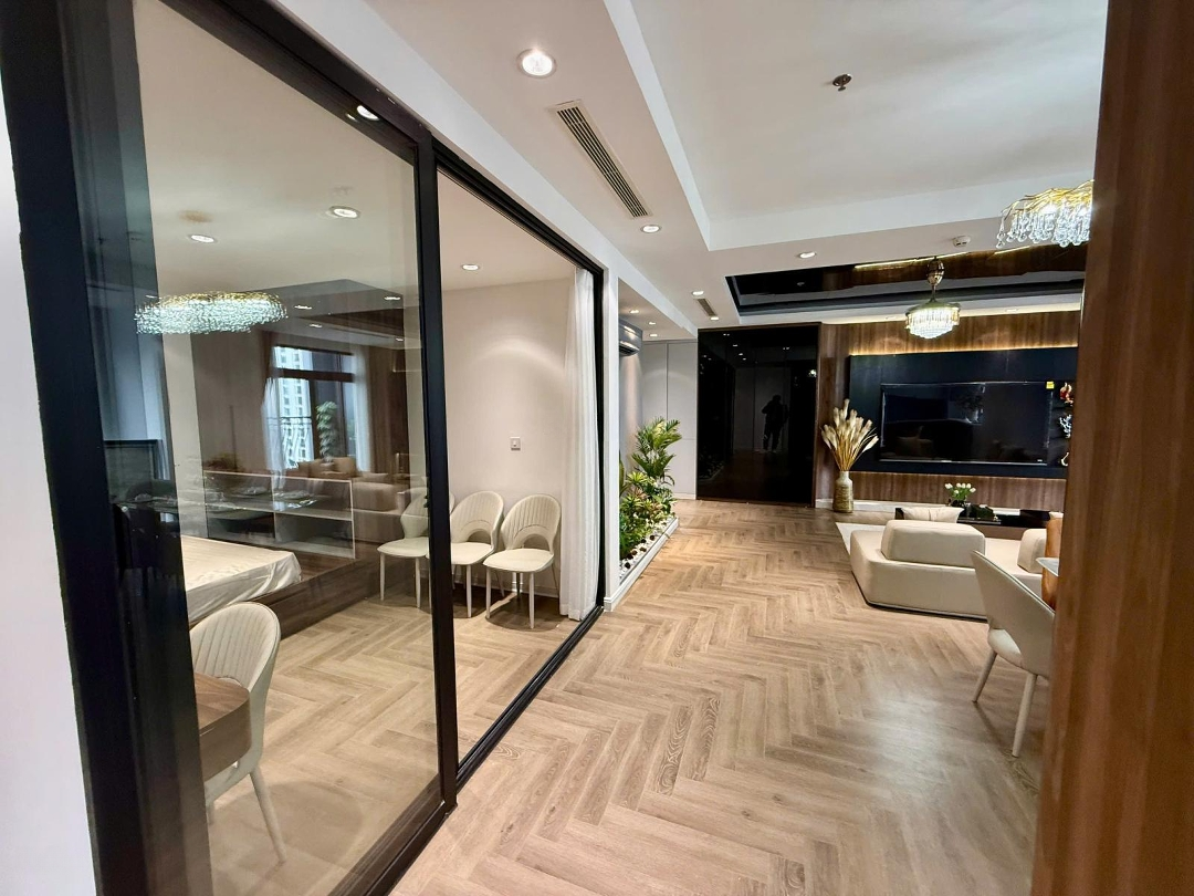 Bán Gấp Căn 170M2 3 Phòng Ngủđầy Đủ Nội Thất Đẹp, Sổ Hồng Sẵn, Có Slot Oto Liên Hệ: 0947795999