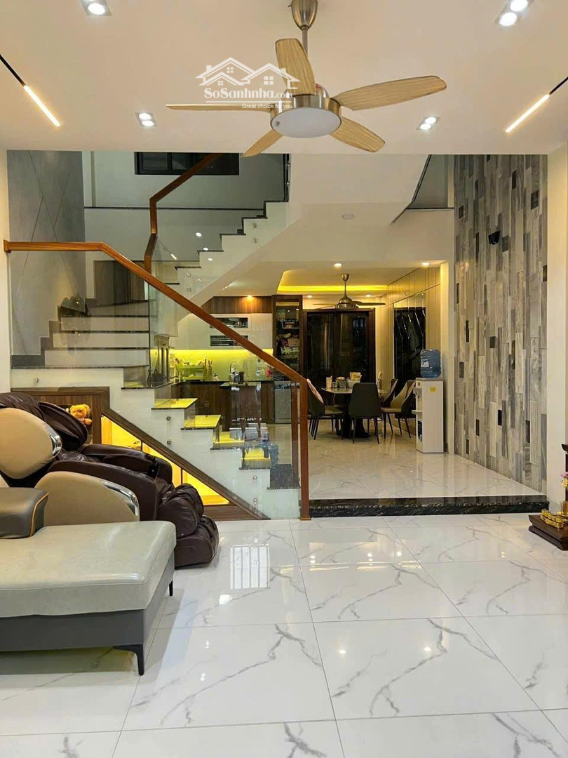 Chuyển Công Tác Chủ Cần Bán Nhanh Nhà 3Tầng Vào Ở Ngay Đường 5M5 Sát Biển Nguyễn Tất Thành