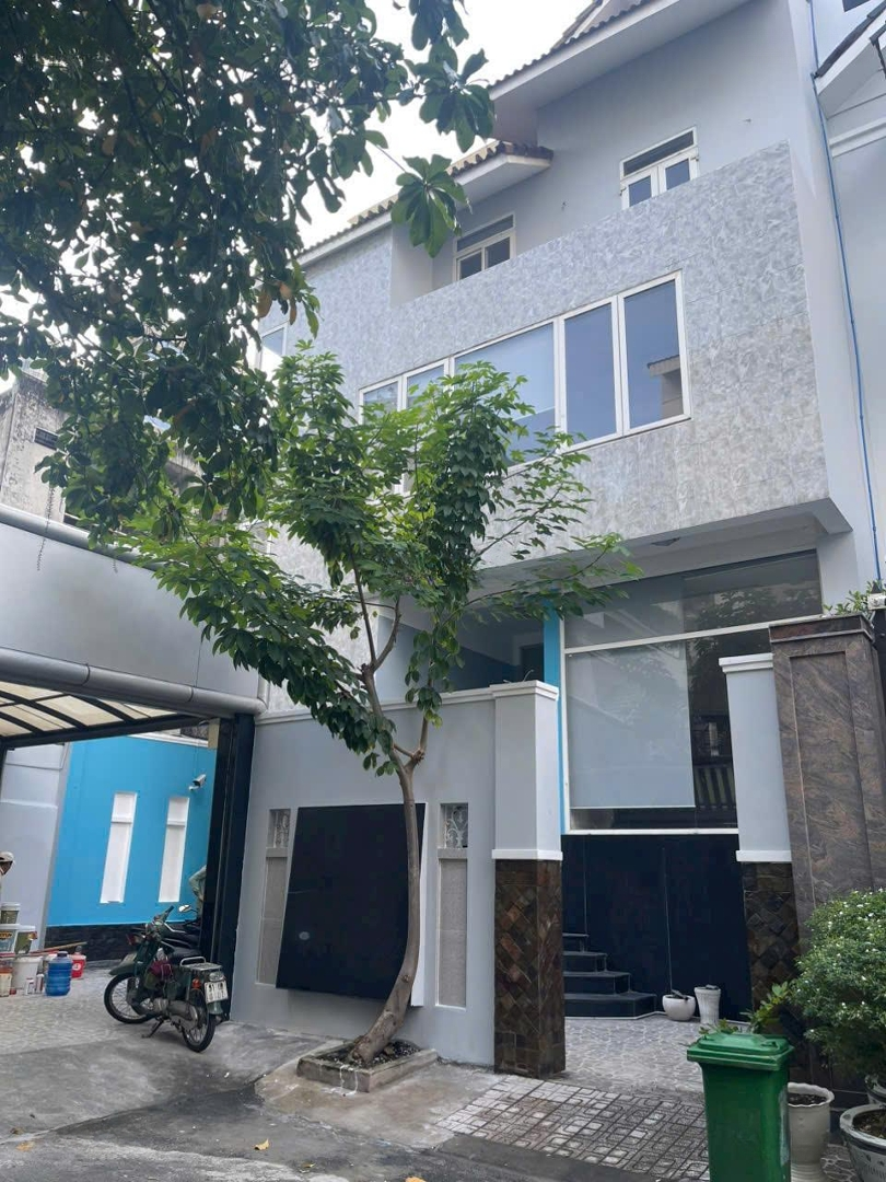 Cho Thuê Nhà Hẻm Xe Hơi Đường Lý Chính Thắng (Đoạn 2 Chiều)Gần Vòng Xoay Ngã Sáu Dân Chủ.diện Tích10X24M