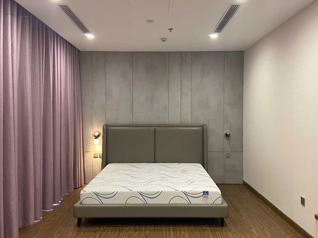 (Mới) Chính Chủ Gửi Bán Quỹ Căn 2 Phòng Ngủgiá Tốt Nhất Tại 5A-7A Lê Đức Thọ. Full Nội Thất