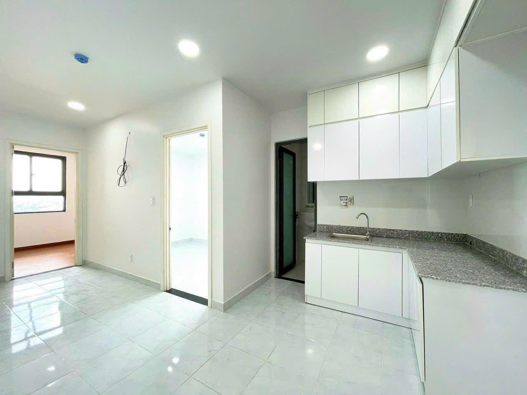Cho Thuê Căn Gócdiện Tích60M2, Giá 4,8 Triệu/Tháng Tầng 10- Nhà Sạch Sẽ.phí Quản Lý- Gủi Xe Giá Tốt. Ở Liền
