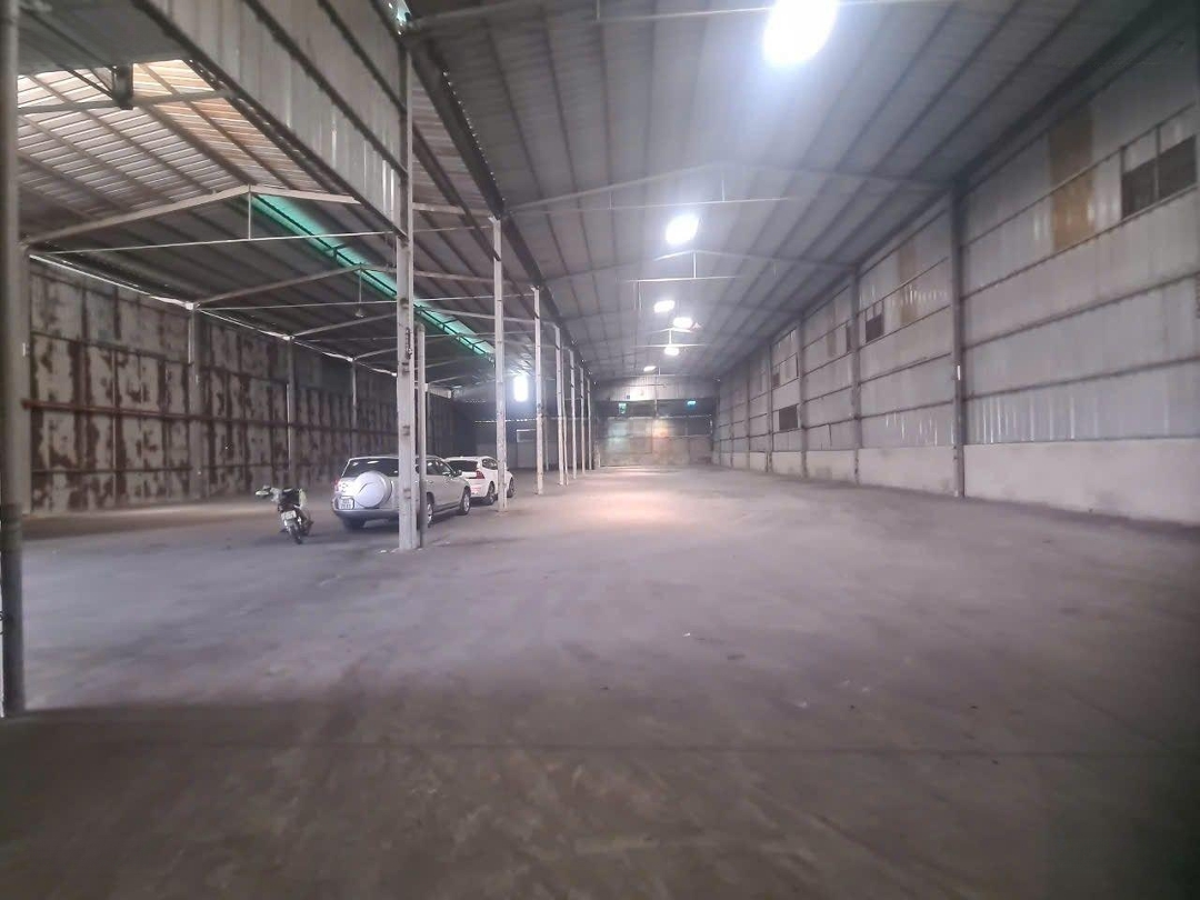 Cho Thuê Xưởng Thuận An Bd. Giáp Hcm Diện Tích: 2000M Giá: 80K/M Pccc, Xe Container