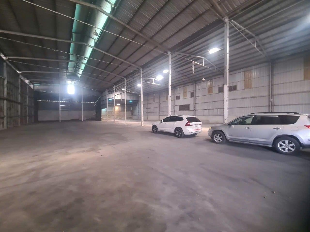 Cho Thuê Xưởng Thuận An Bd. Giáp Hcm Diện Tích: 2000M Giá: 80K/M Pccc, Xe Container