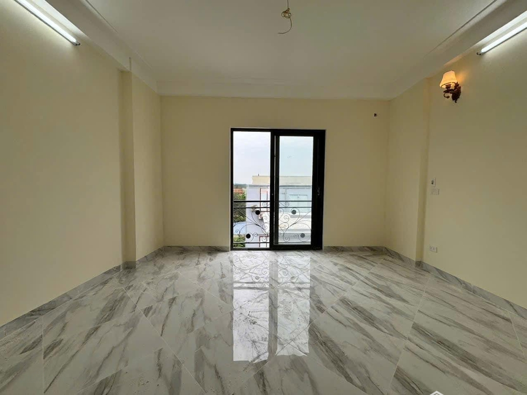 Cần Bán Nhà Ở Phố Dịch Vọng Hậu, Cầu Giấy 50M2, 5 Tầng, 7.2 Tỷ