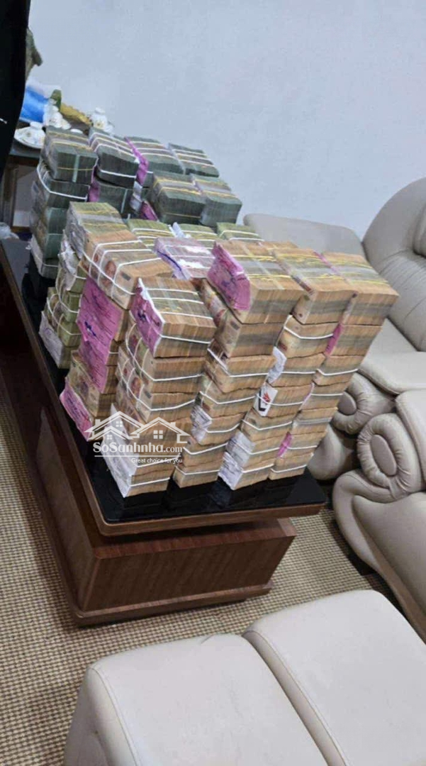 Bán Nhanh Mp Lý Nam Đế, Vị Trí Siêu Đẹp, Kd Sầm Uất, Vỉa Hè Rộng 62 M2 Mặt Tiền Hơn 5M Giá Bán 40 Tỷ