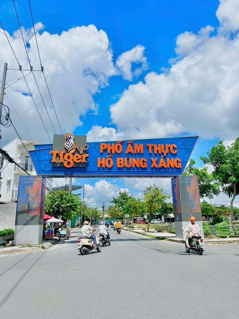 Bán Đất Mặt Tiền Vị Trí Kinh Doanh Nhộn Nhịp Giá Dưới 25 Tỷ
