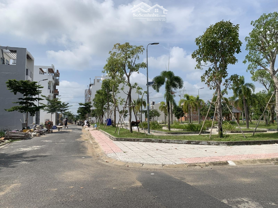 Bán Đất Tại Kdc Saigon South Lê Văn Lương, Trục Chính Đường 14M 8,15 Tỷ, 111,7 M2, Pháp Lý Đầy Đủ