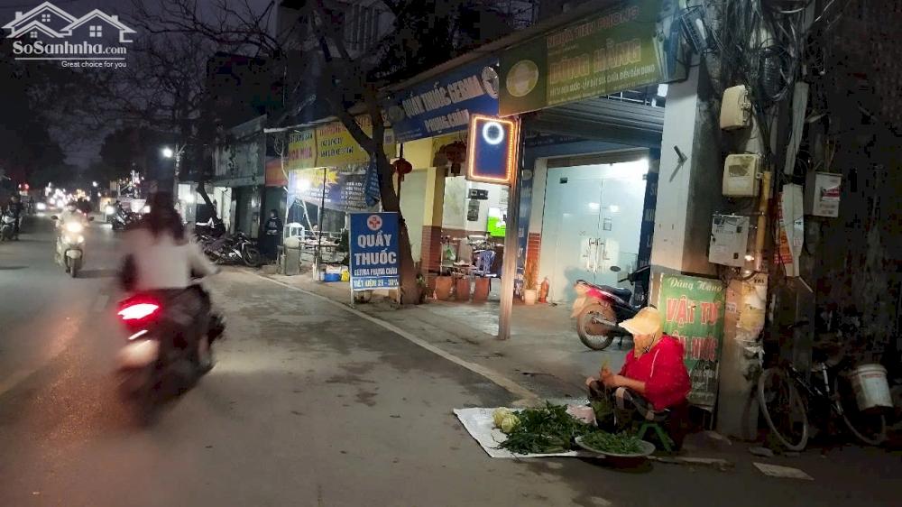 Bán nhà Phụng Châu, Chương Mỹ, cách Đại học Thể dục Thể Thao 150m, DT 33m2 4 tầng giá 2,95 tỷ LH 0942.193.386