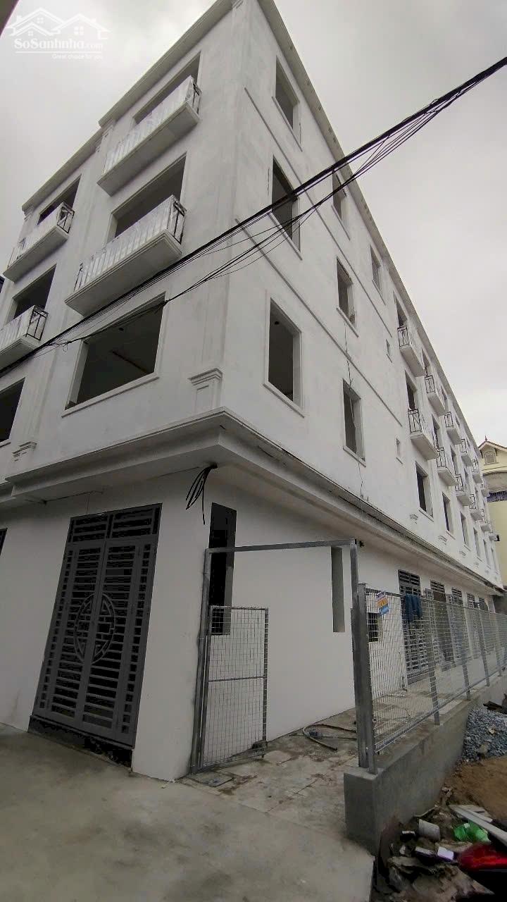 Bán nhà Phụng Châu, Chương Mỹ, cách Đại học Thể dục Thể Thao 150m, DT 33m2 4 tầng giá 2,95 tỷ LH 0942.193.386