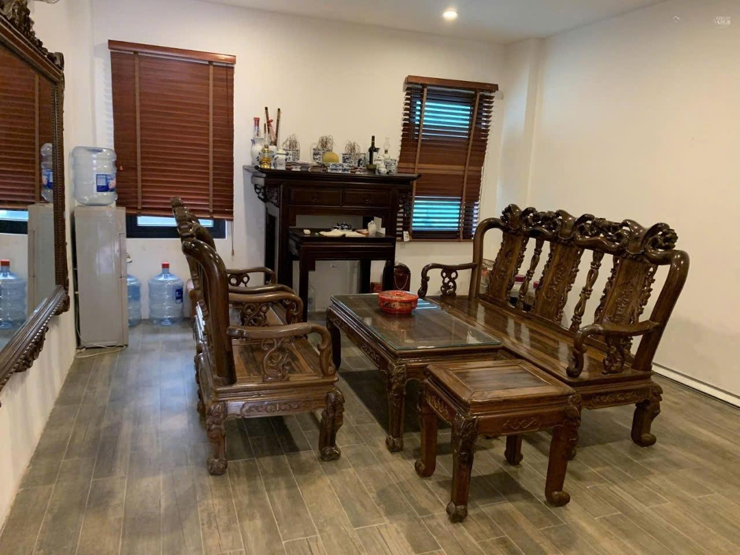Cho Thuê Ngõ 82 Nghĩa Tân 33M2 X5T Giá 13 Triệu/Th