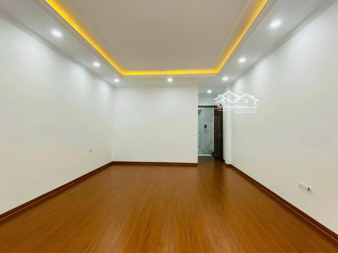 Cho Thuê Ngõ 82 Nghĩa Tân 33M2 X5T Giá 13 Triệu/Th