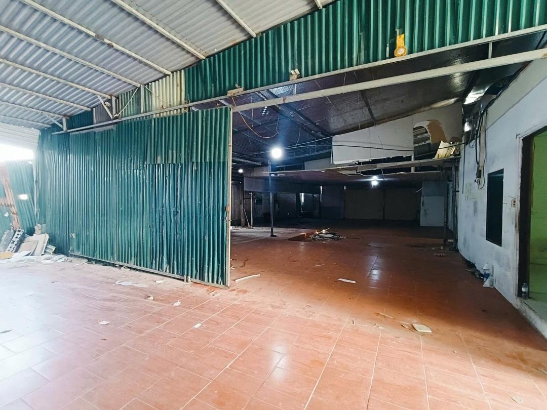 Cho Thuê Kho Xưởng Đường K2 Phú Đô, Nam Từ Liêmdiện Tích450M2, Mặt Tiền 17 M Điện 3 Fa Xe 10 Tấn Vào