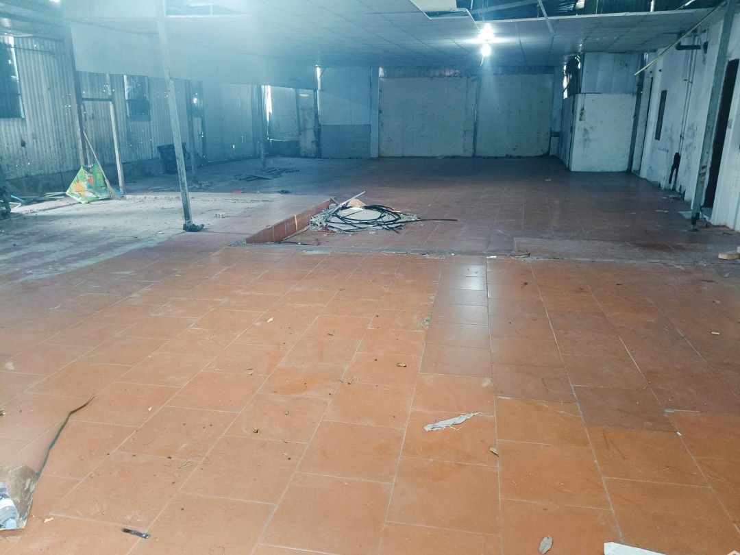Cho Thuê Kho Xưởng Đường K2 Phú Đô, Nam Từ Liêmdiện Tích450M2, Mặt Tiền 17 M Điện 3 Fa Xe 10 Tấn Vào
