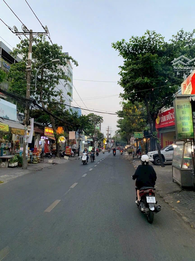 Cần Bán Nhà 4 Lầu St 5X24M Mặt Tiền Đường Tây Sơn P. Tân Quý, Q. Tân Phú