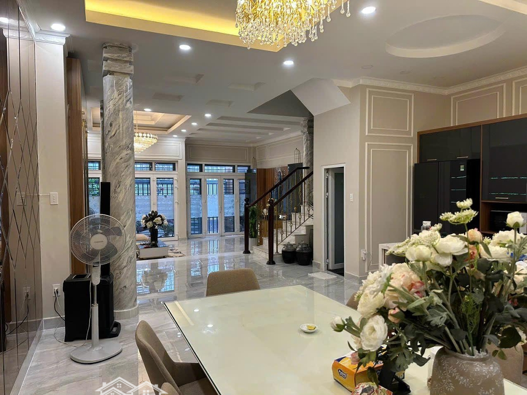 Bán Nhà Mặt Tiền Cư Xá Bình Thới , P8 , Q11 , 4 X 15M , 3 Lầu , 12,9 Tỷcó Thương Lượng, 0902998983