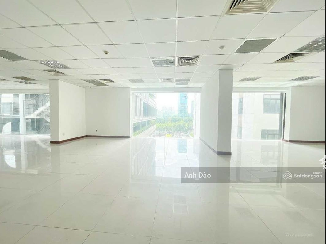 Cho Thuê Tòa Nhà Siêu Đẹp Ngay Vòng Xoay Phú Lâm Quận 6 Mặt Tiền Nguyễn Văn Luông