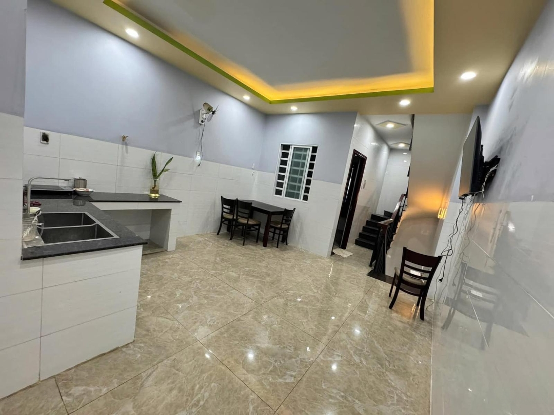 Gia Đình Cần Tiền Bán Nhà Bến Cam , Phước Thiền