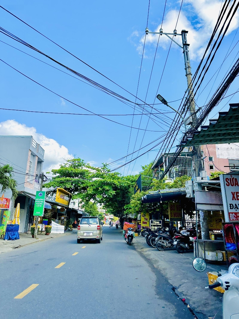 Còn Sót 1 Lô Đất Đẹp Nhất Đường Lê Đình Kỵ. Buôn Bán Sầm Uất.diện Tíchlớn 106,3 M2. Giá Chỉ 3790