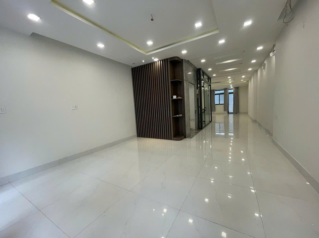 Cho Thuê Văn Phòng & Mặt Bằng 110M2 Tại Kđt Vạn Phúc City- Vị Trí Đẹp
