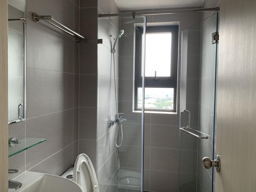 Bán Lỗ Căn Hộ Bcons Polygon 51M2 - 2 Phòng Ngủ- 2 Vệ Sinh Giá Bán 1,99 Tỷ Bao Hết - Thanh Toán 450 Triệu Nhận Nhà