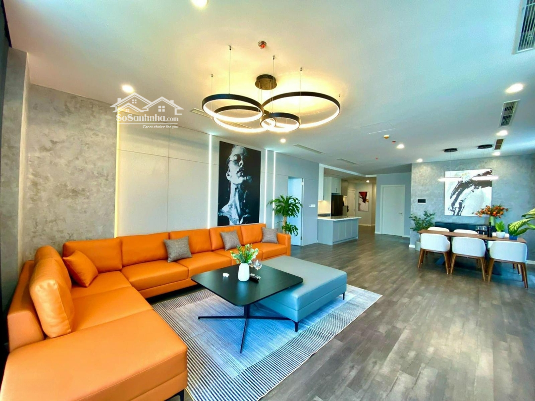 Bán Căn Hộ 3Pn 2 Vệ Sinh Diện Tích 91.5M2, Trục 06, Tầng Đẹp,Full Nội Thất Ban Công Đông Bắc Tại The Nine